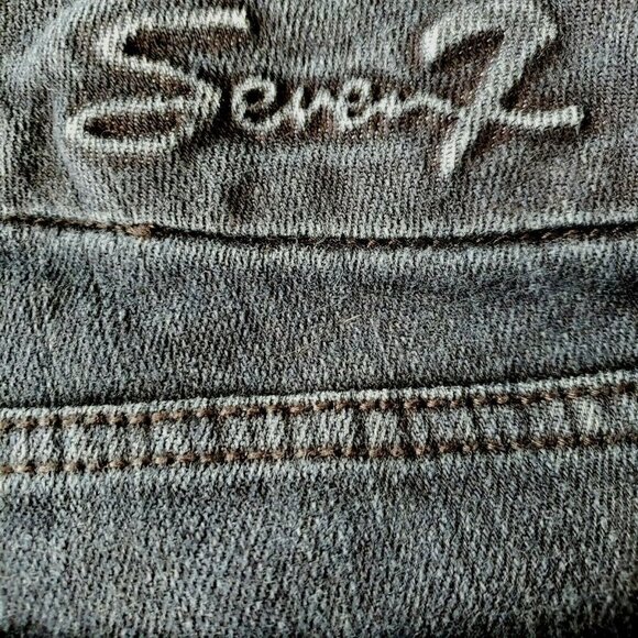 Seven7 Studio Bootcut Jeans Embroidered Flowers on Back Pockets Size 14 36X32 - Picture 6 of 10